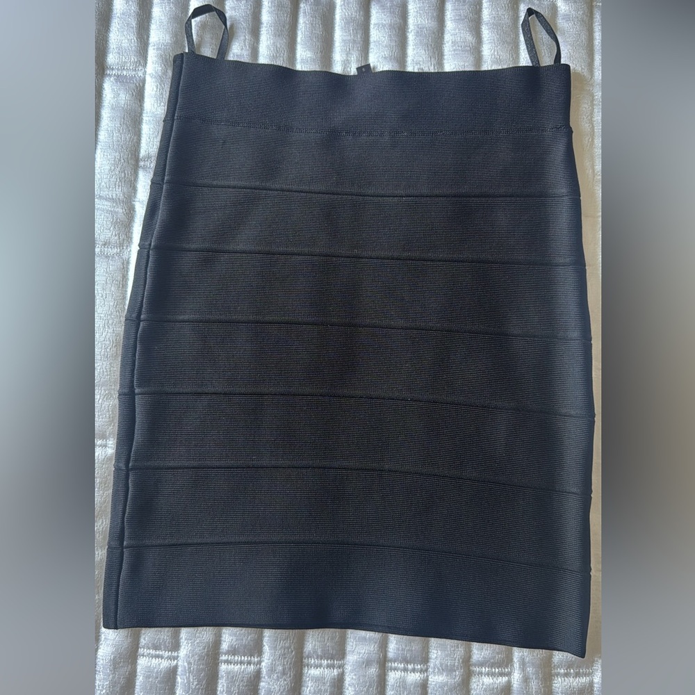 BCBGMaxAzria Black Ribbed Pencil Skirt for Cocktail